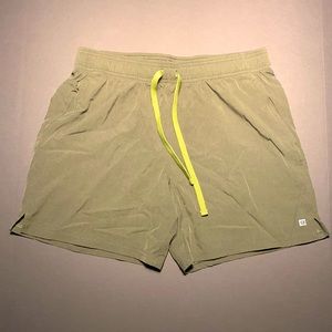 Layer 8 Olive Green Qwick Dry Shorts size Large